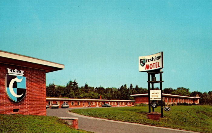 Budget Host Crestview Inn (Crestview Motel, Thrifty Inn$) - Old Postcard (newer photo)